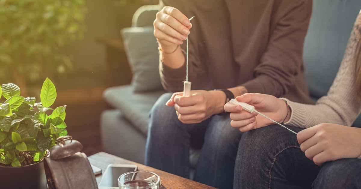 How Long Can You Leave a Tampon in? Can a Tampon Fall Out?